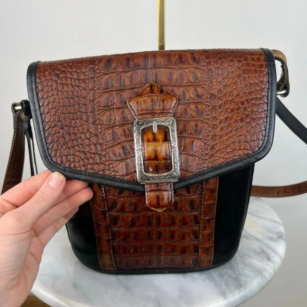 Vintage Brighton Black Leather Croc Embossed Buckle Crossbody Purse Bucket Bag